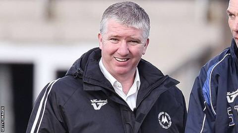 TORQUAYTALK's tweet photo. LINGY INTERVIEW - United supporter and Daily Star reporter Ross Kaniuk shares the full version of an interview he conducted with Martin Ling at the end of last year regarding mental health. Check it out on the site now.. #tufc #Lingy #MentalHealthAwareness https://t.co/FlJSzSBDAZ https://t.co/ktTFp26le3