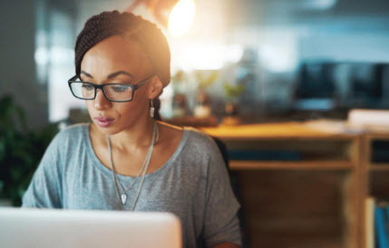 SaraJaneFuller's tweet photo. With pay increases off the table for many during the #pandemic, what can organizations do to continue to promote equity? Focus on these 4 areas of action: #Diversity #FutureofWork https://t.co/rm6PmTgmUc https://t.co/nR0VflAfPF