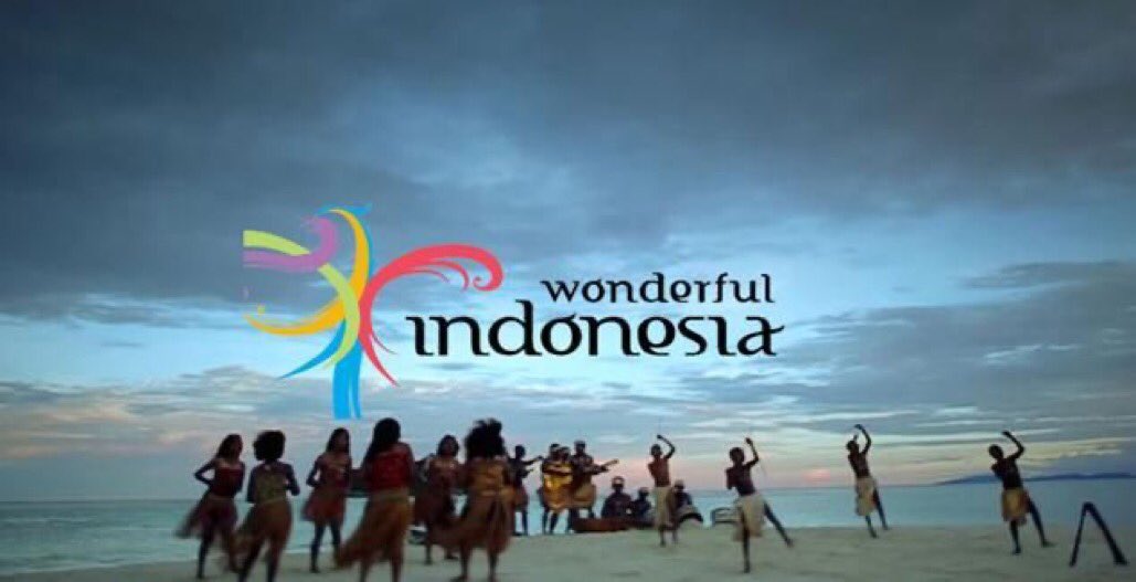 PurePapua's tweet photo. #WonderfulIndonesia? Fuck that shit! #Indonesia

Mass killings carefully prepared by the Indonesian military are a hallmark of the Indonesian regime since Suharto took power in 1965. #EastTimor #WestPapua #Paniai #Nduga #Wasior #Biak #massacre https://t.co/fffTTiJNcZ