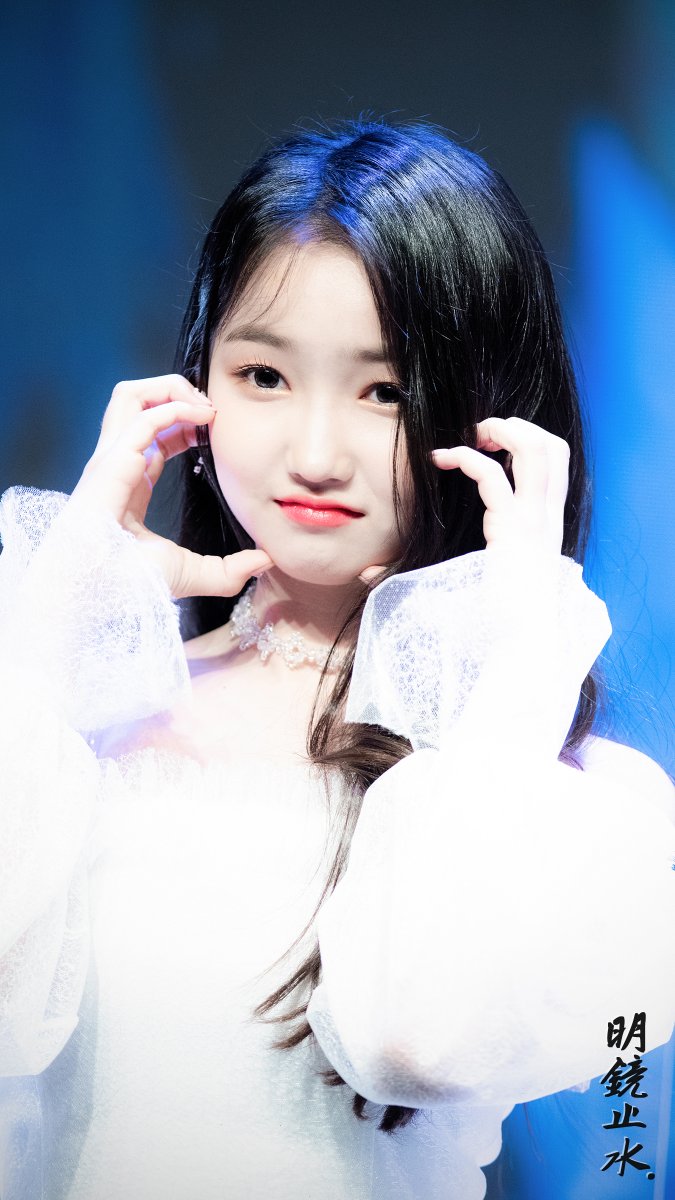 BST_JISOO's tweet photo. #버스터즈
#Busters 
#전민지
#MINJI

-FanSign-
20200523 https://t.co/WTGmBJbqp6