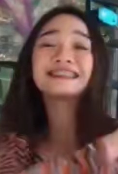 SamgaKupal's tweet photo. Oh ayan ha. Patunay yan sa ilong mo. Pabebe amputa sinong may sabing matangos ilong mo? Natural daw? Thanks sa make up ✅ di parin umubra flat tlga bakekang https://t.co/UzCYyEWDSm
