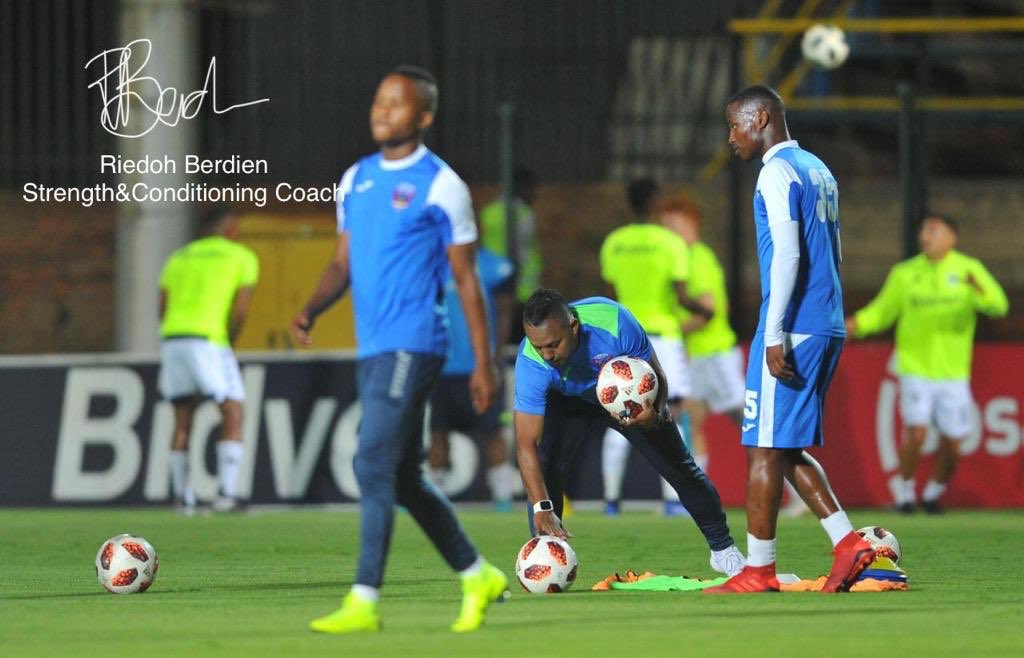 Fit4footballS's tweet photo. Thank You Strength&Conditioning Coach @RiedohBerdien @FitsportSA for your humble contribution towards our future fit4football projects. #ExerciseScientist #FitnessProfessional #Football https://t.co/T4wox26uiC