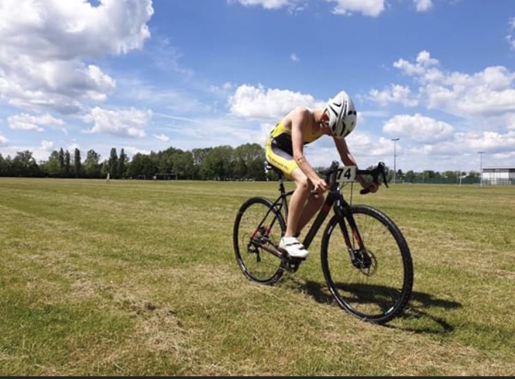 estherpauley's tweet photo. It’s strange to have glorious sunshine and no competitions on a weekend. This weekend last year was the @EastEssexTri triathlon. It’s an unavoidable pause on triathlons for this year, onwards to next year @Dom_Pauley_Tri 📸 Mike Jubb @Zone3official #iracezone3 https://t.co/DskCHOtzbG