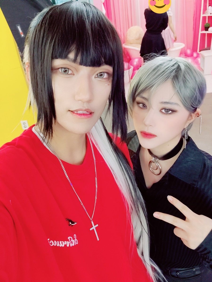 hob_cos's tweet photo. 솙님과의 그림이 올라왔으니 스앤나2 촬영장에서의 홉나가 솙르카🤟 https://t.co/jFibEK2BWM
