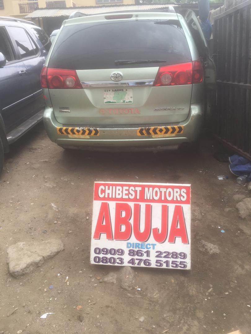 Twenty-four hours to the trip, Otos, a worker at one of the bus terminals in the Jibowu area of Yaba, Lagos, had given all the assurances that there is commercial transportation to Abuja, and, in fact, to any part of the south-east.  https://www.thecable.ng/undercover-investigation-for-n16500-security-agents-will-allow-you-travel-from-lagos-to-abuja-despite-interstate-ban  #BreachOfTravelBan