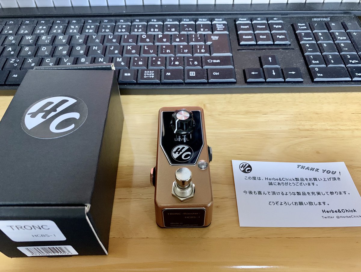 JinFork's tweet photo. はい！キターーーーーーーーーーーー！
お手紙も添えてあってお心遣いを感じます(^^)

さぁ〜早速いろいろ試してみようかな！

#herbChick #TRONC https://t.co/yvrUJ7uEOK