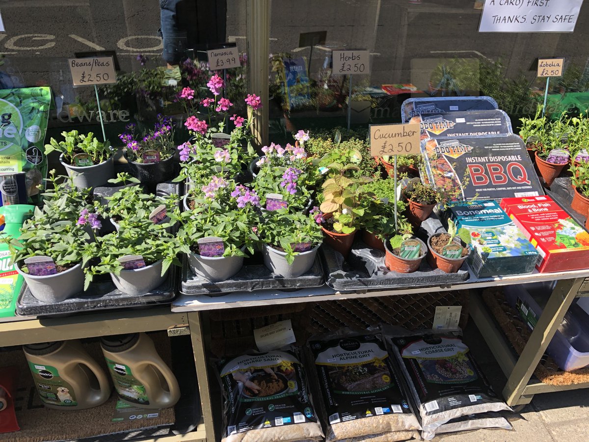 CothamHardware's tweet image. Greetings. Open this Bank Holiday till 5.30.