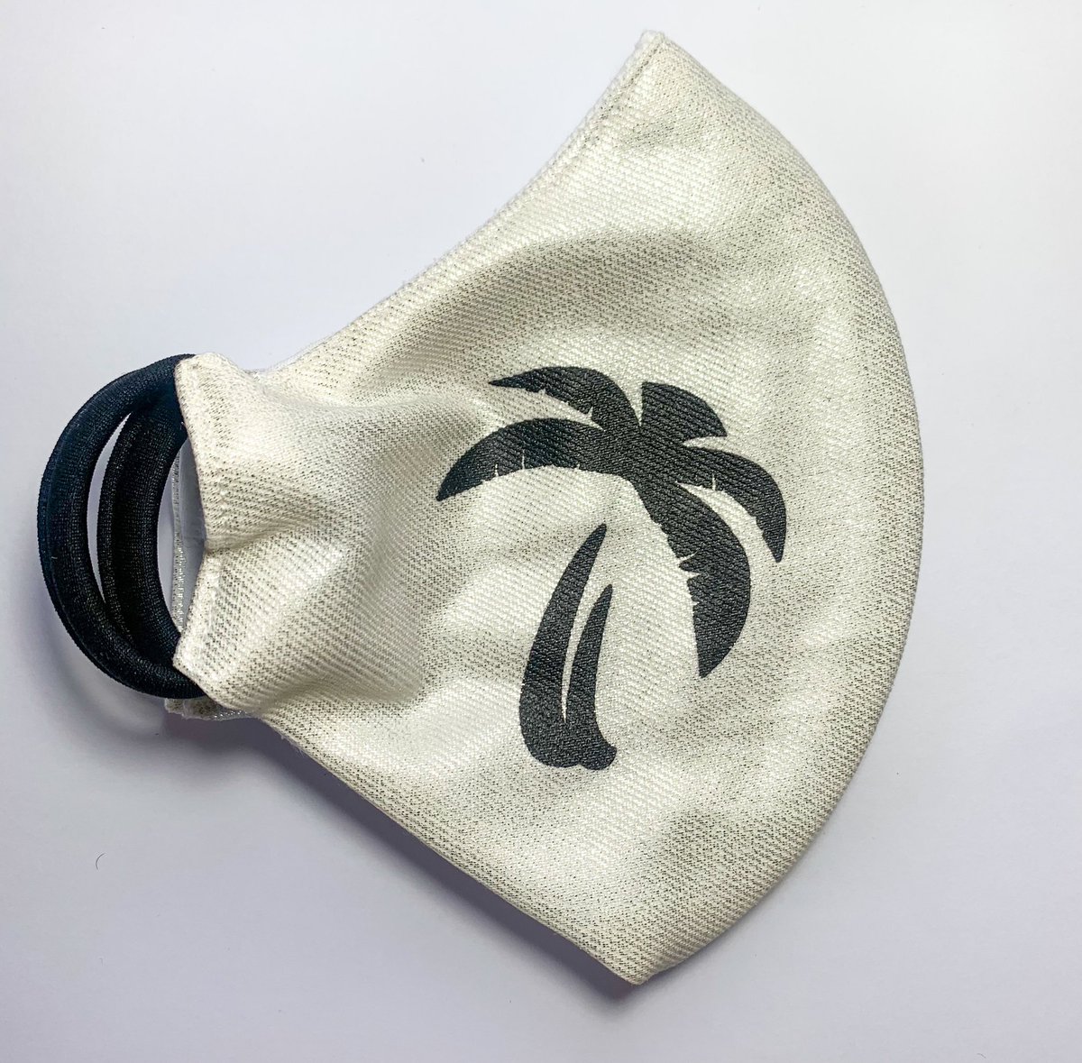 williammco's tweet photo. The black Palm 😷 🌴🌴🌴 
 
🧪🥼: @williammco 

Drop date May 27th. 
Limited.

Visit us at.
https://t.co/5ZsNfBL7PG

#COVIDー19 #lockdown  #ForTheCulture #williammcintosh #MondayMotivation #Corona #SweetNightToTheWorld #droppingsoon #May27th https://t.co/F2iiiiWYKV