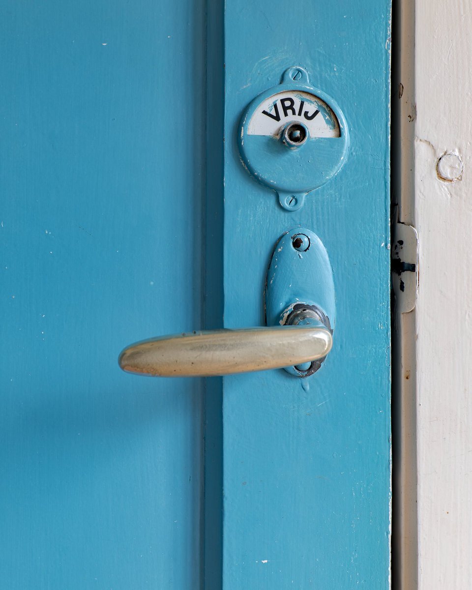 🏡 | Details! De woning aan de Hoofdstraat 18 in Elp zit vol met leuke, nostalgische details. Ben jij handig en houd jij van uitdagingen? Dan is het bekijken van deze woning zeker de moeite waard! 

📧 info@zingervastgoed.nl 

#makelaar #funda #details #elp