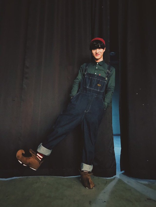 all [  #옌안] pics from fancafe; a thread♡  #YANAN   #PENTAGON  @CUBE_PTG