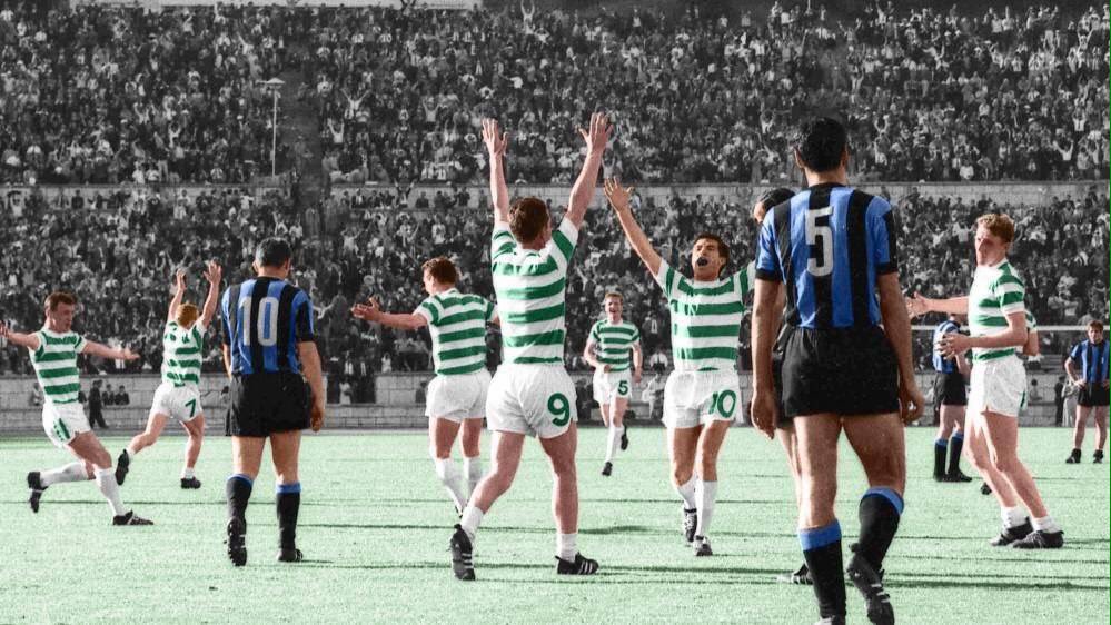 rhythmoftime's tweet image. The lions of Lisbon💚67