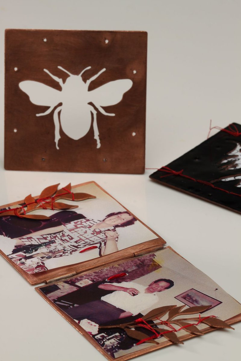lcbdepot's tweet photo. #designcraft #exhibition 

‘Story by Story’ by Talora Welsh is a collection made with old family photographs, designed to tell a story &amp; remind us to keep connected to our loved ones while we can. Find out more at https://t.co/ZIPrbnqmPr

@outworkshop @DMUDesignCrafts #copper https://t.co/ul5FPlyOHH