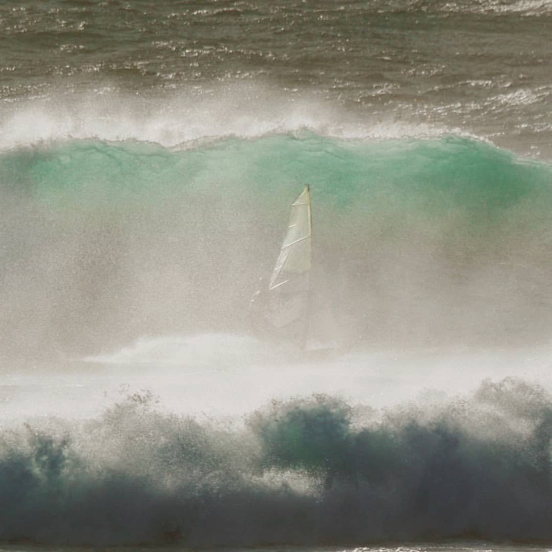 SUNOVA Surfboards tweet media