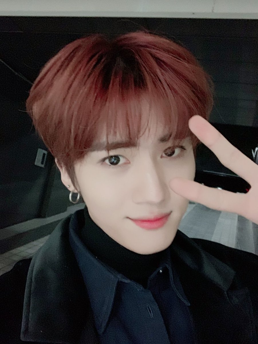 all [  #옌안] pics from fancafe; a thread♡  #YANAN   #PENTAGON  @CUBE_PTG