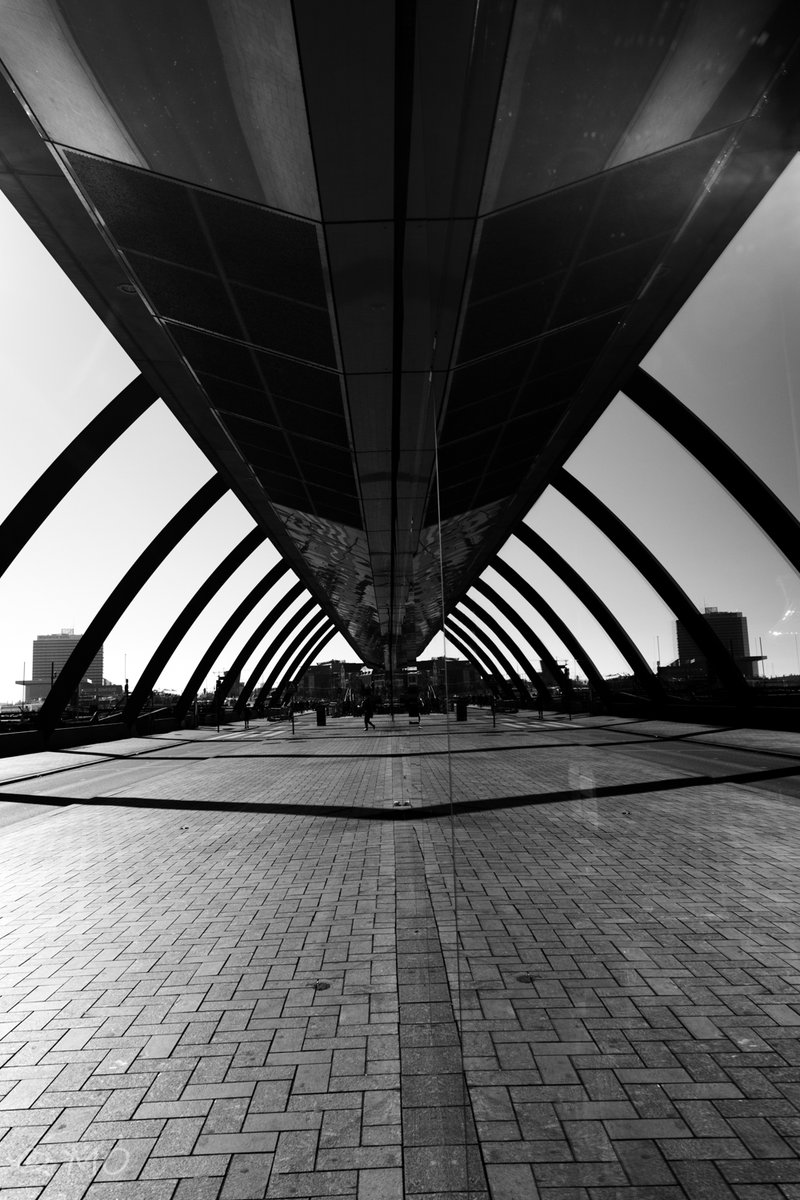 alysinix's tweet photo. Station #picoftheday #architecture #mirror #airfrance #franceisontheair #composition #shape #frenchtouch #art #fineart #pattern #amsterdam #graphism #lines #blackandwhite #raw #light #fineart @NikonProEurope
 @NikonEurope @nikonownermag
 @SmugMug @500px @Flickr @lonelyplanet https://t.co/Wmx0vSLwZH
