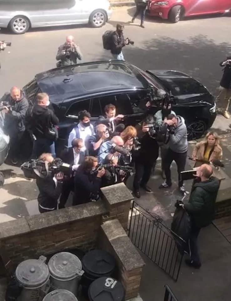 TheGarryBlack's tweet photo. @bbclaurak Rules are rules unless it’s the press pack https://t.co/5vdlScZWp0