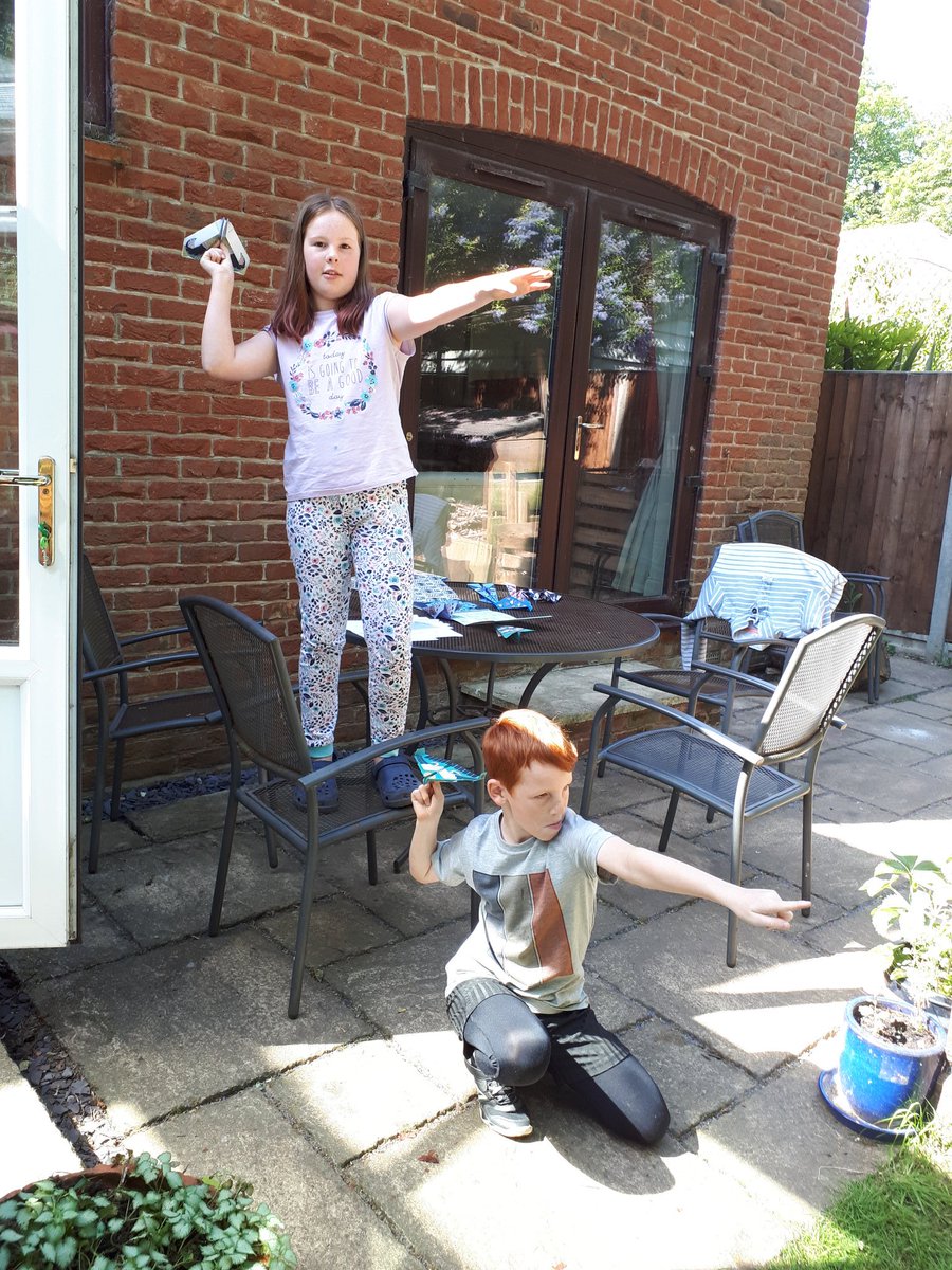 MilliganEleanor's tweet photo. DT through paper planes. Swoopers, gliders, darters and others being tested at various levels and with theories developing. @BVSYear_4 @BVSYear_6 @BureValleySch @BVS_STEM #learningthroughplay #workofthechild https://t.co/X1uDprmAD1