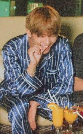 Taehyung in pyjamas; a thread