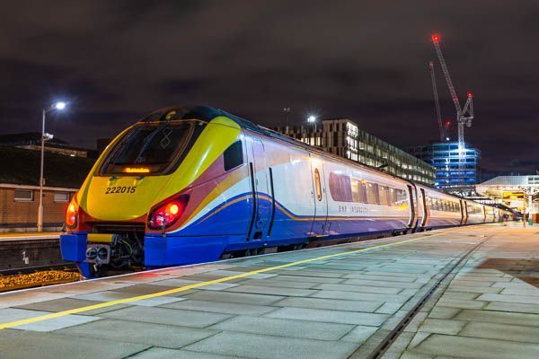 gdmkimages's tweet photo. Class 222 Meridian at Nottingham for #mmlmonday
#class222 #railways #gdmkimages https://t.co/ZAzLTwqQ0q