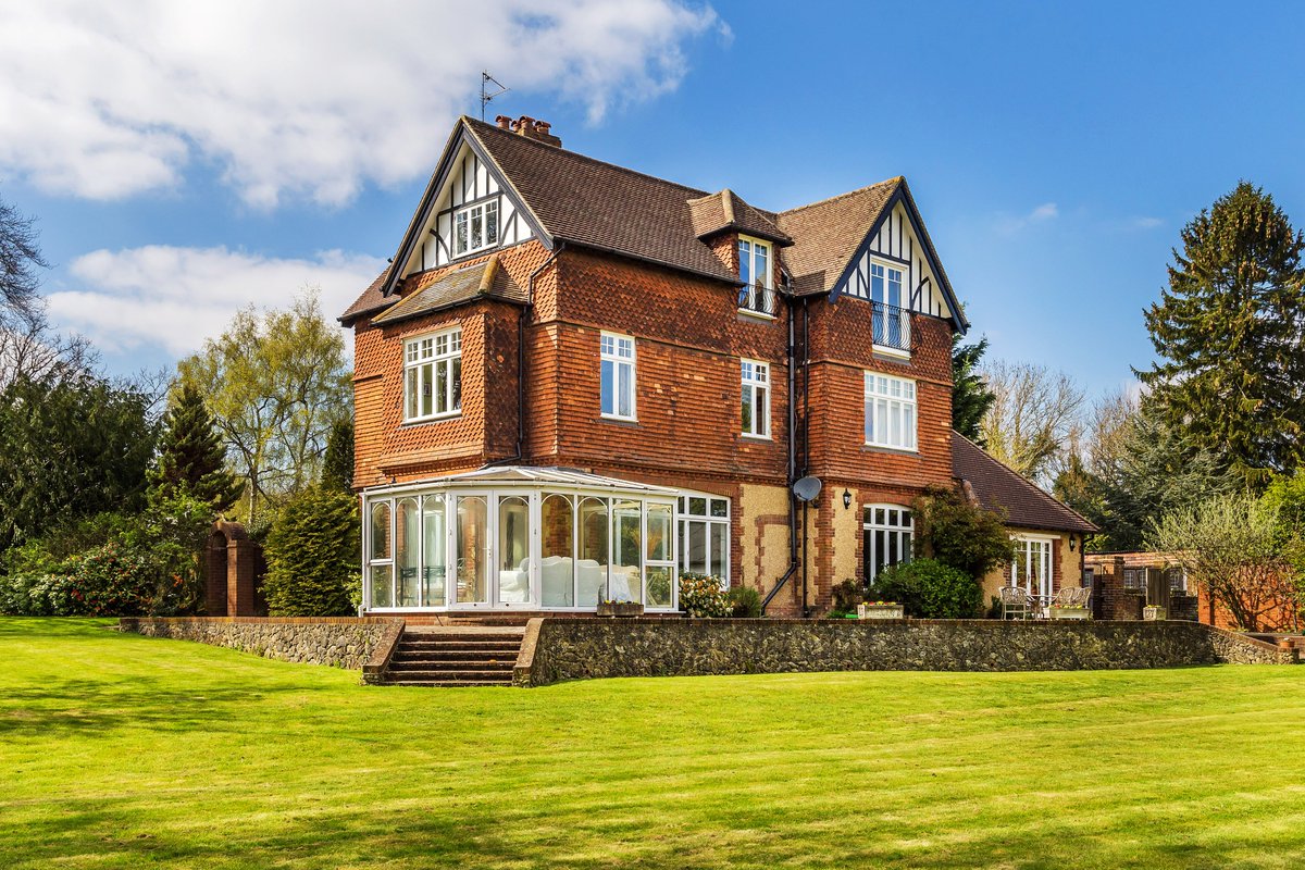 PlatformProps's tweet photo. What a Sunday! Three sales agreed subject to proof of funds and three (video) appraisals carried out. It's great to have some of the team back from furlough; the company has its energy back again! #WeArePlatform #Property #Sales #NoSaleNoFee ππ
Our site: https://t.co/53WsKZmmJ2 https://t.co/zVRkTh1YgV