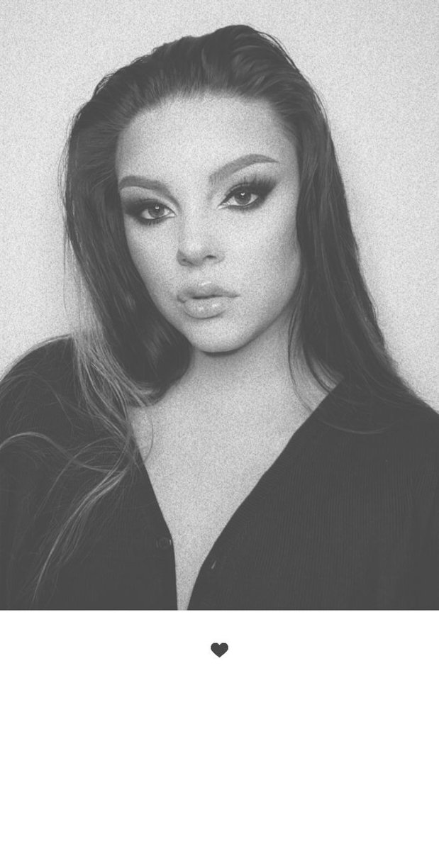 bakusbabes's tweet photo. Happy almost Tuesday 🖤

I can't wait for the podcast to drop, I miss the yelling in my ears ❤🥺

#deeperwiththedolantwins 
#dtselfies #tuesdaySelfie 
#dtpodcast  @EthanDolan @GraysonDolan @RyanAbe https://t.co/cswjtC0msP