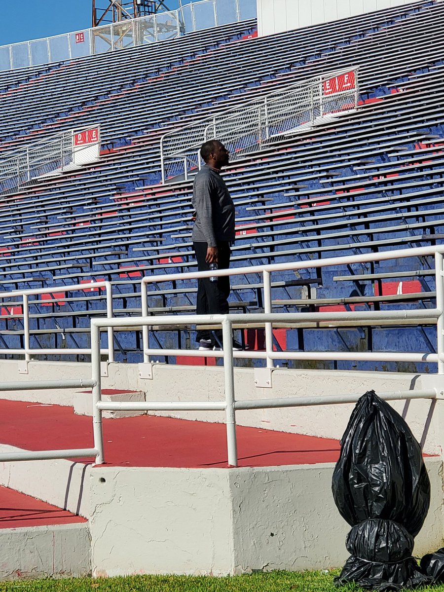 Lakesha Brackins (@brackinskesha) on Twitter photo Superintendent Threadgill is the true epitome of a leader. Leading by example is an understandment when it comes to him. Hard at work 6:30 this morning at Ladd Stadium to relieve additional work from his team and to ensure ALL MCPSS graduations are first class! <a href="/ThreadgillMCPSS/">Chresal Threadgill</a> Superintendent Threadgill is the true epitome of a leader. Leading by example is an understandment when it comes to him. Hard at work 6:30 this morning at Ladd Stadium to relieve additional work from his team and to ensure ALL MCPSS graduations are first class! <a href="/ThreadgillMCPSS/">Chresal Threadgill</a>