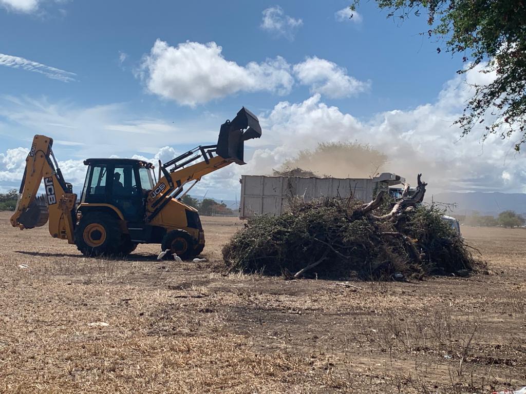 VocesdelSurPR's tweet photo. Comienzan preparativos en Santa Isabel de cara a la temporada de huracanes. - https://t.co/1tUYnjUWyT https://t.co/vbiKxs1L4E