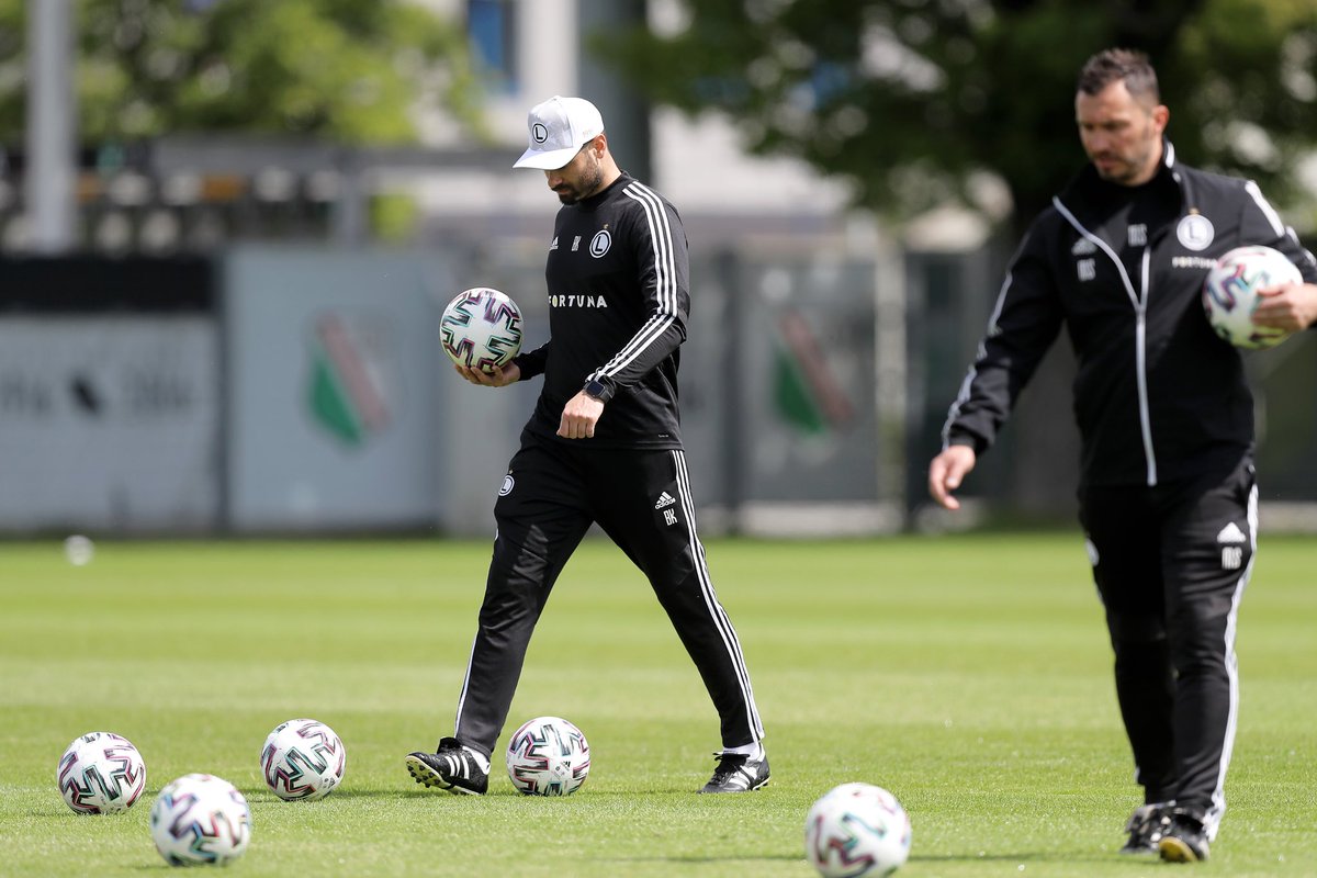 LegiaWarsawEN's tweet photo. Last training before the game. 🔥🔥🔥

We're sooooo excited!🤩 And you?

Photog. @mat_kostrzewa

#FootballIsBack #MatchDayTomorrow #Training #LegiaWarsaw https://t.co/Qpk7jNdIKy