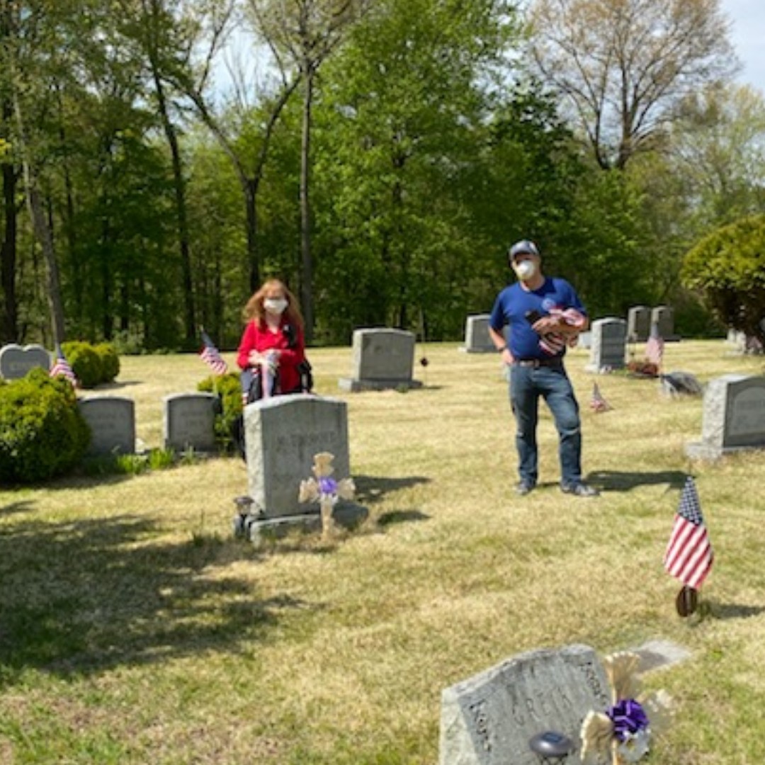 #Lazar Nurse Elanor Kilinger &amp; Science Teacher Matt Myers were among 12 Lazar &amp; #MTHS educators, &amp; 2 VFW veterans, who continued the 14-year Memorial Day tradition of placing US Flags on veterans' graves. Due to quarantine students could not participate. <a href="/LazarMTPS/">LazarPrincipal</a> <a href="/MustangsMTHS/">MTHS Athletics</a>