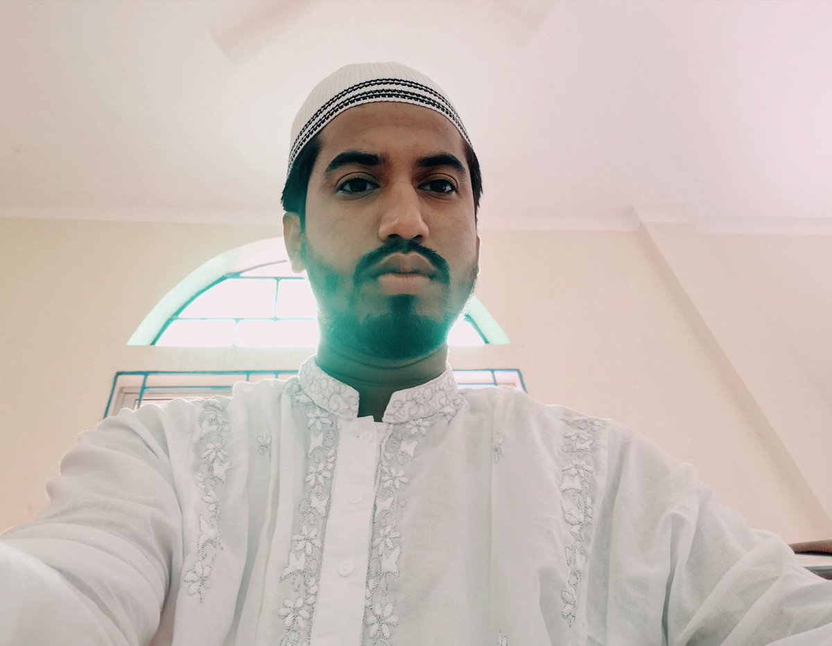 Mdabdul25059613's tweet photo. ঈদ মোবারক সবাইক��� ♥♥♥ https://t.co/NDOhjCeQmo