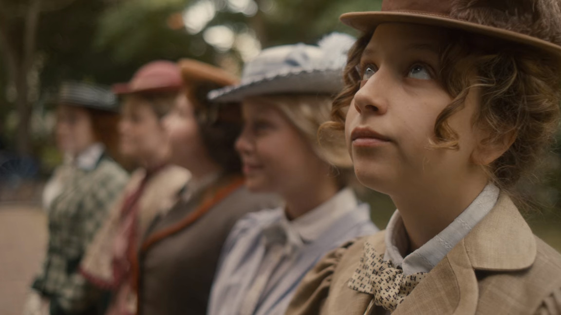 "Hello, and welcome to Blackmore." #renewannewithane