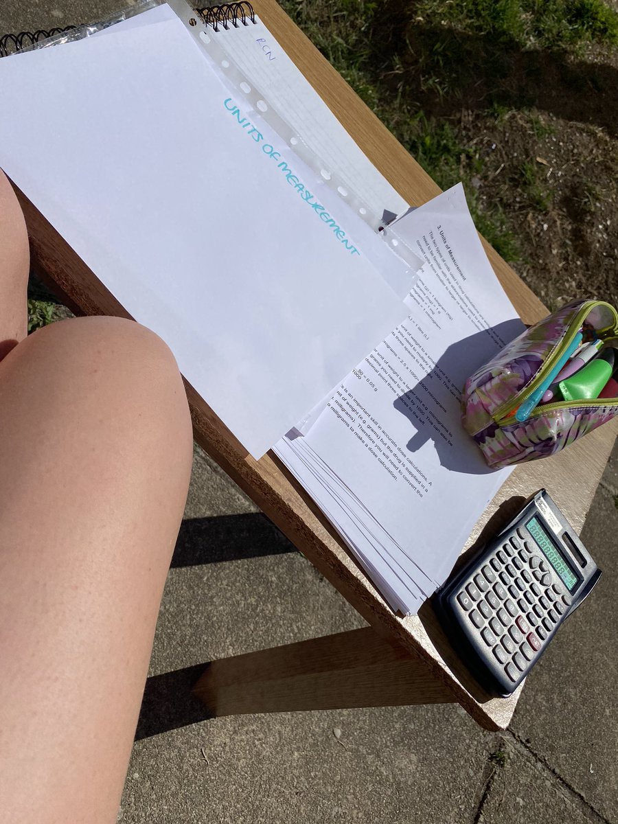 LyndsyRosevear's tweet photo. Spent the bank holiday weekend doing NHSP night shifts and drug calculations! So adventurous.....  but learnt loads this weekend!👩🏻‍⚕️ 🏥@NHSP_Plymouth #punc18 #NRS506 https://t.co/bXmy2XS6SD