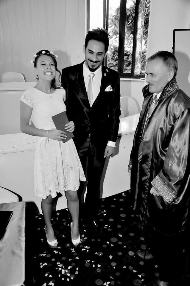 Güzel Allah’ım bize ve ailemize uzun, huzurlu ve sağlıklı ömürler nasip etsin. Bizi birbirimizden ayırmasın. Evlilik yıldönümümüz kutlu olsun Bir Tanem ❤️ 25.05.2014 #evlilikyıldönümü #aşk #ölümsüz #aşklar #bitmesin #evlilik https://t.co/RhSssBfef1
