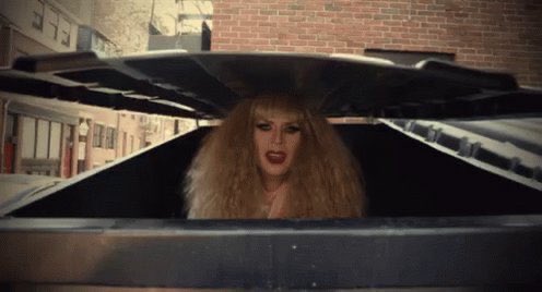 𝐚 𝐰𝐢𝐥𝐝 𝐰𝐡𝐨𝐫𝐞 𝐢𝐧 𝐡𝐞𝐫 𝐧𝐚𝐭𝐮𝐫𝐚𝐥 𝐡𝐚𝐛𝐢𝐭𝐚𝐭