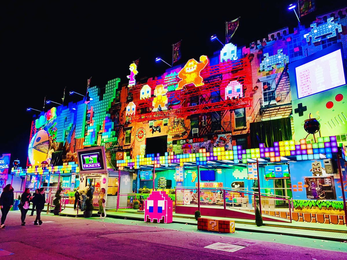 dieschausteller's tweet photo. #schausteller #dieweiteweltistunserfeld #kirmes #volksfest #europe #fouer #funfair #ride #byfloriansavina https://t.co/lVD6yeGdgM