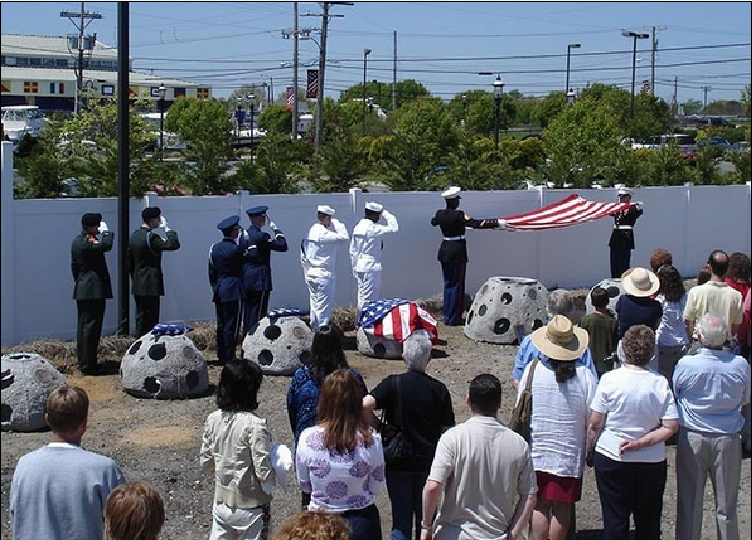 reef_ball's tweet photo. Happy Memorial Day! Thank you for your service!
Photo-Eternal Reefs honoring 5 WW II Combat Veterans
#eternalreefs #reefball #Veterans  #Military https://t.co/gI9ecmg1Ik