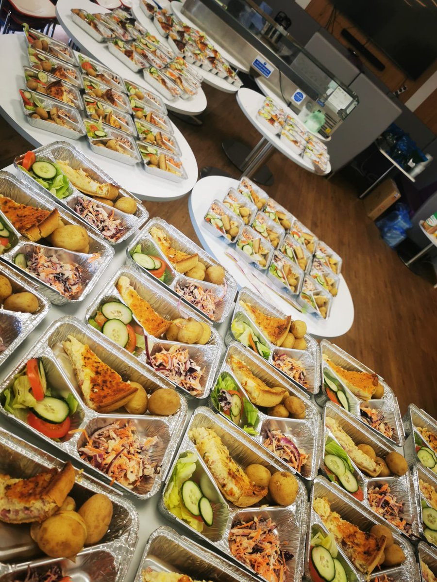 Thank you to the staff and volunteers who have been supporting the community today. Preparing and delivering 95 quiche Lorraine, salad, potatoes and coleslaw along with cheese and potato pie for vegetarians. Doesn't it all look so tasty.