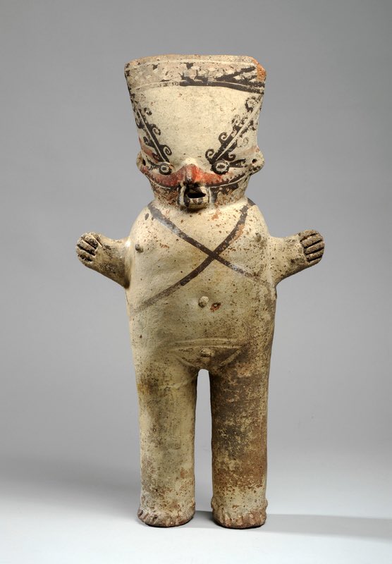 Many pots were in the shape of different animals, but others like these male and female ceramic figures were in human formKnown as Cuchimilco, they are thought to be guardians of the tomb or companions for the afterlife #AroundTheWorld  #MuseumAtHome(5/6)