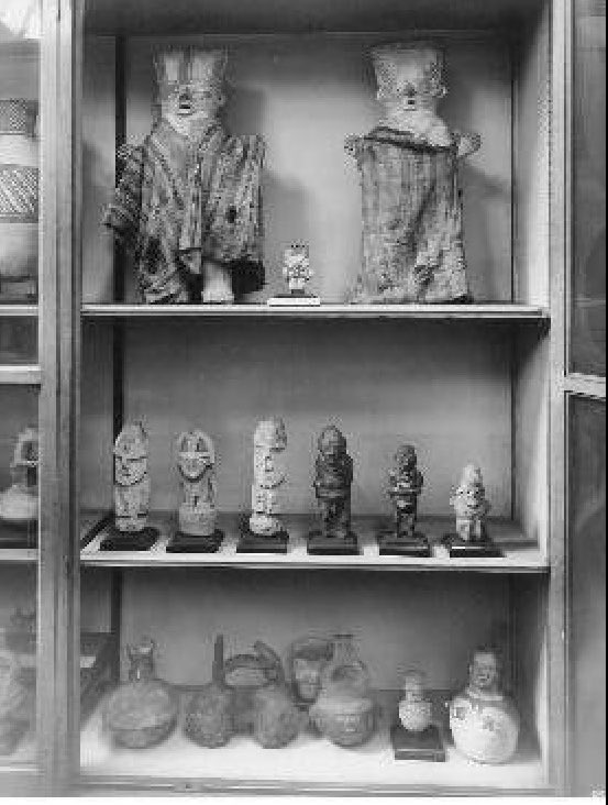 Smithies gave these items to Bolton’s first museum, the ChadwickHis amateur excavations highlighted the value of archaeology in understanding Peruvian historyHe also gave material to  @warringtonmus &  @V_and_A  #AroundTheWorld  #MuseumAtHome (6/6)