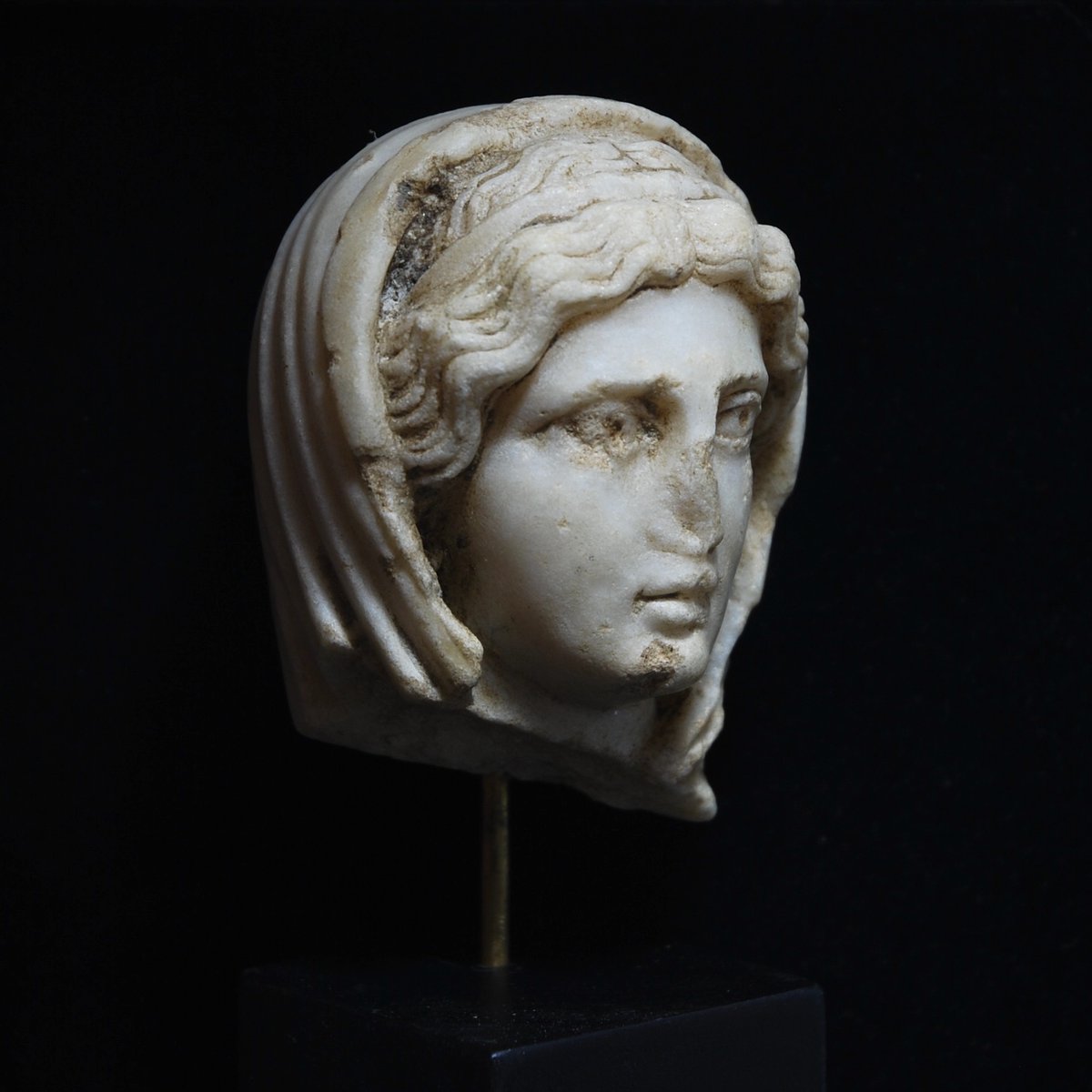 Bacher Archaologie Roman Marble Head Of A Young Woman Of The Pudicitia Type End Of 2nd Century A D For More Details Please See T Co Ate8i2opqc Art Ancient Portrait Ancientrome Ancientaliens Marble
