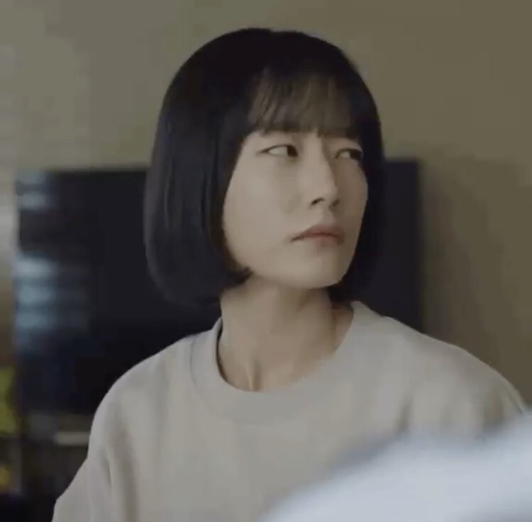 WDL_0312's tweet photo. 익순 : 아, 언니 그 속담 뭐였죠? 낮말은 새가 듣고??
송화 : 밥말은 라면 먹고 싶다...
익순 : ... https://t.co/PF8irT4ysg