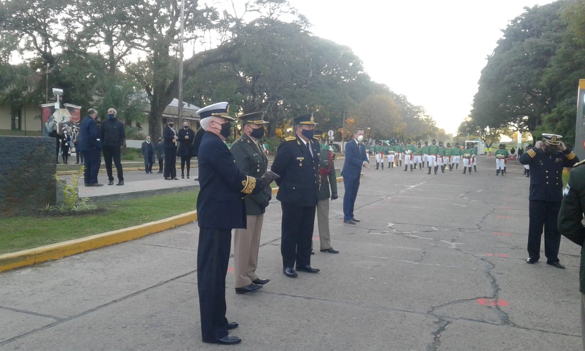 7ctes's tweet photo. #DiaDeLaPatria 🇦🇷💪 25 de Mayo atípico, sin desfile, pero con nuestra amada Bandera 🙌👏😘 ¡VIVA LA PATRIA!
#Corrientes https://t.co/fKJFAmkYY9