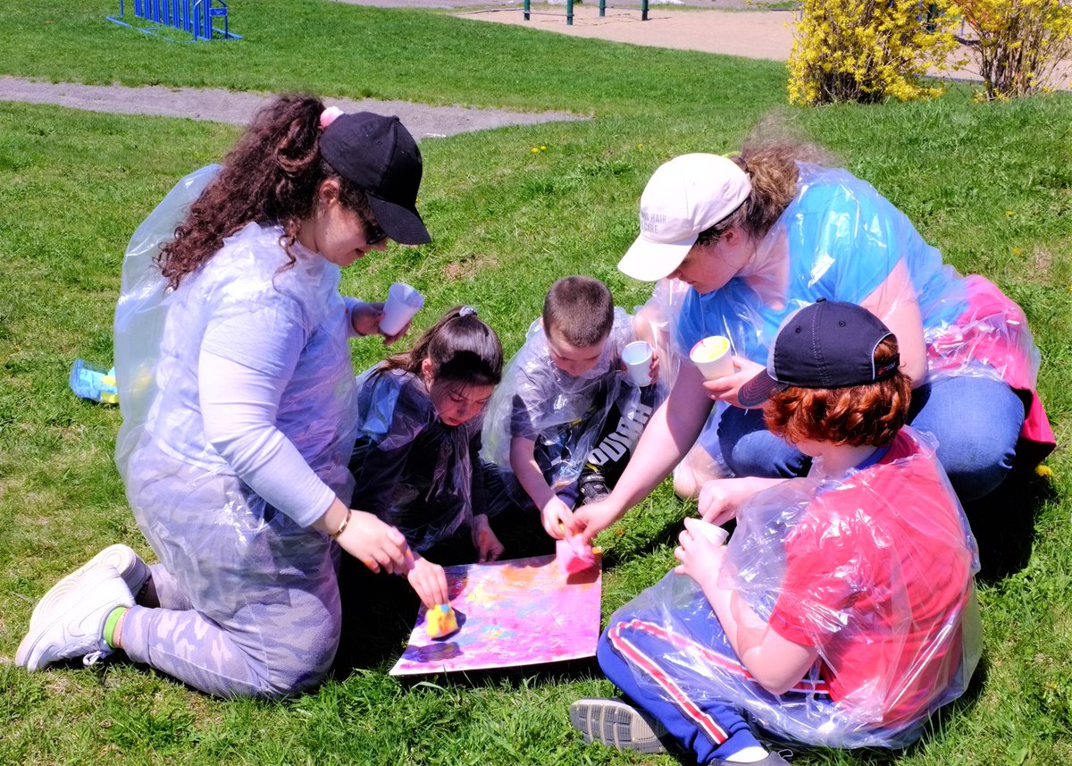 bgcriverview's tweet image. It's our first Make it Monday back at the club so "Or and Macy's Peeps" made a sign for their group.