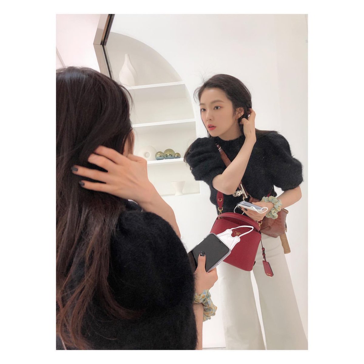 renestgrm's tweet photo. 200525 Irenestagram #RedVelvet #레드벨벳 #Irene #아이린 #RVF @RVsmtown (4P)

https://t.co/oepu02FNQZ https://t.co/7ekIxZQrdD