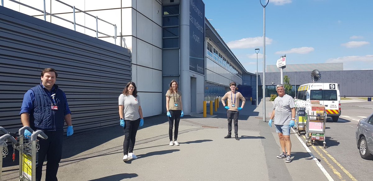 SandiacreAid's tweet photo. @EMA_Airport @MAG_PressOffice we're indebted to you and your team of volunteers and to the COVID-19 Community Relief Fund. Thank you for the magnificent donation of non-perishable food for us to distribute to those in need in Sandiacre. 👍😍✈️ https://t.co/aSxjs2k6sk