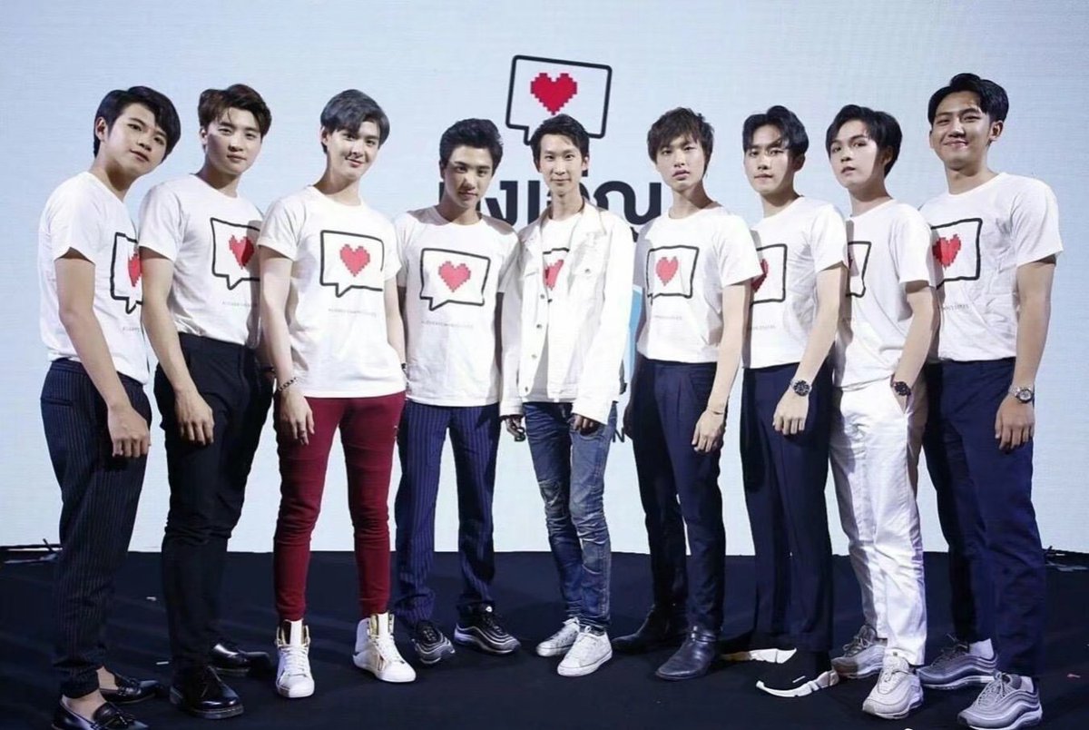 FY0SEs87jNAyNBc's tweet photo. 🖤❤️
#LBCLIVEonLINETVDay1 https://t.co/7RIeja7ffp