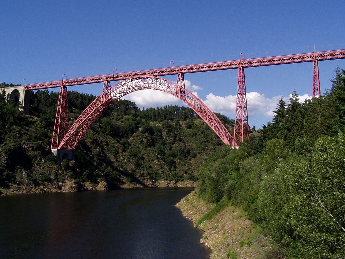 33. cantal (15)prefecture : aurillaccool mountain stuff and they have the coolest bridge ever