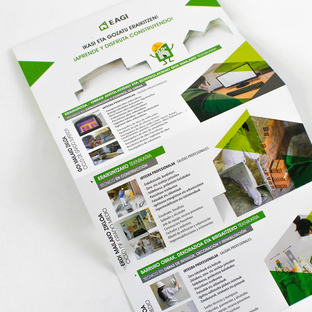 TROKELTATUTAKO ESKUORRIA. Gauza oso bereziak eta orijinalak egin daitezke pertsonalizatutako trokel batekin. Zure eskuorriari forma berezia eman eta atera zaitez betiko formatu estandarretatik! Ikus <a href="/lheagi/">EAGI LHII</a> ri egindako eskuorria.