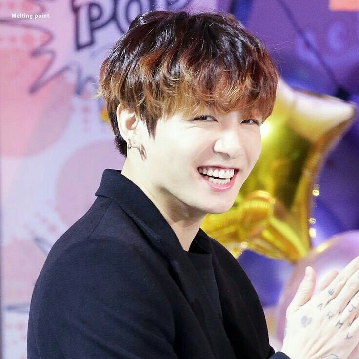 jungkook's bunny smile except as you scroll through the thread he gets older