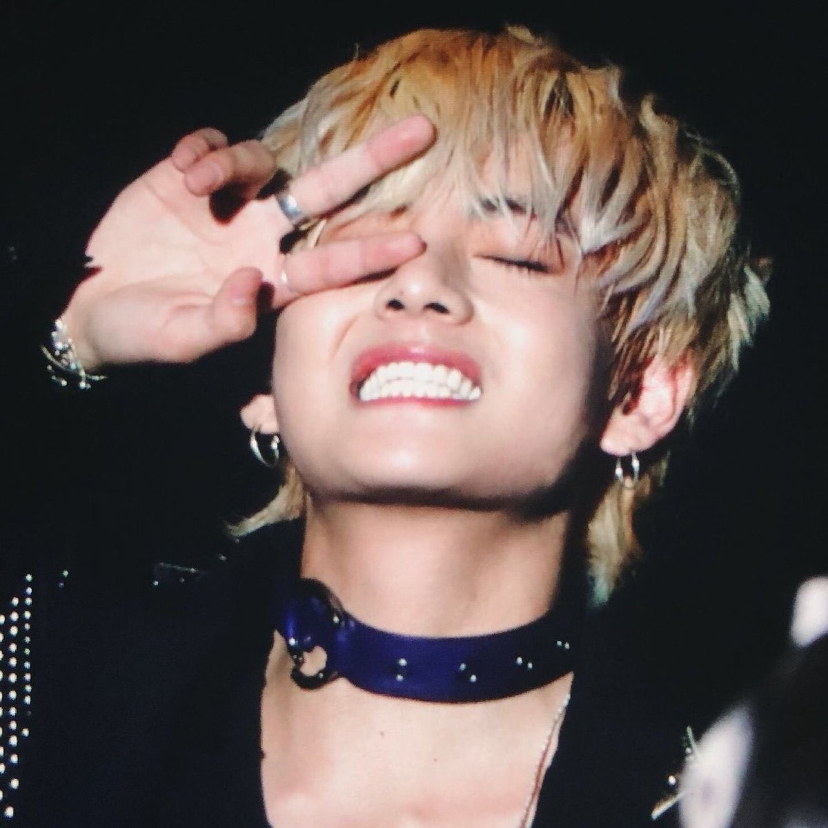__V123O___'s tweet photo. あなたに会いたいです
#HistoryMakerV
#SwetNightToTheWorld
#BTSV https://t.co/MqLBLlrOYr